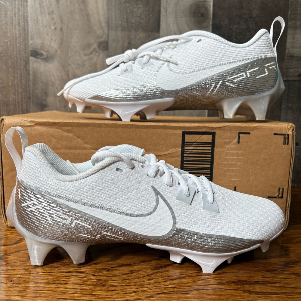 Nike Vapor Edge Speed 360 2 White Football Cleats DA5455-102 Men's Size 7